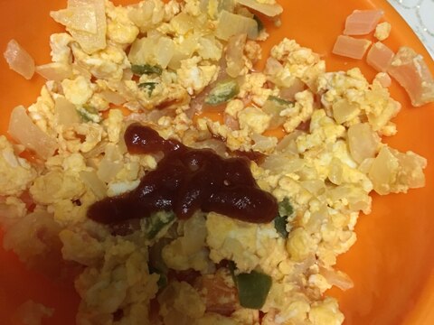 1歳児 玉ねぎと卵の炒めもの